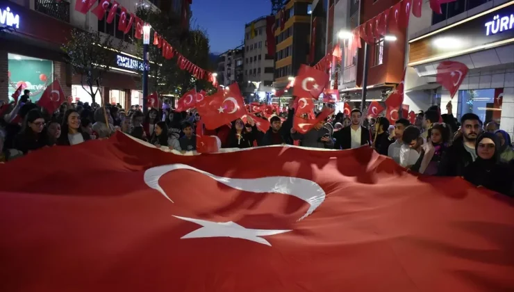 Karadeniz’de fener alayı ve kabul törenleri düzenlendi